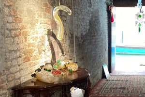 2022-Delicate Questions